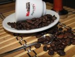 Molinari Qualitá Rosso szemeskávé teszt kávébabok