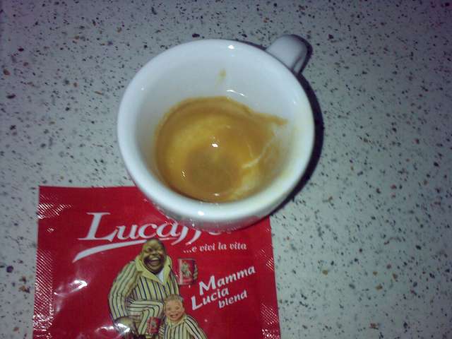 lucaffe mamma lucia podos kávéteszt krém
