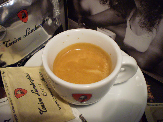 lamborghini espresso italiano pod krém