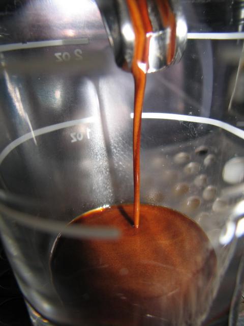 goldschmidt bio espresso kávéteszt shot csapolás