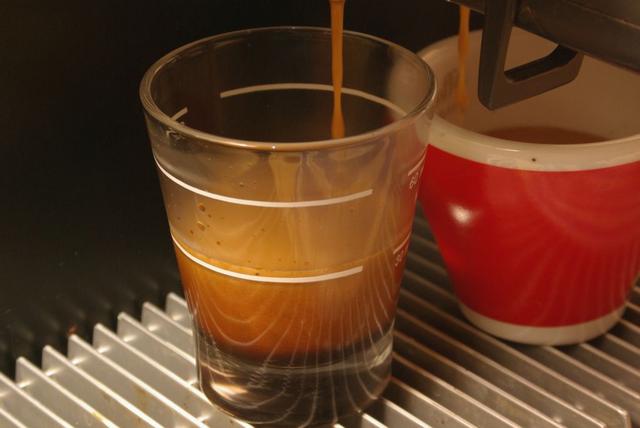 lucaffé exquisit szemes kávé teszt csapolás