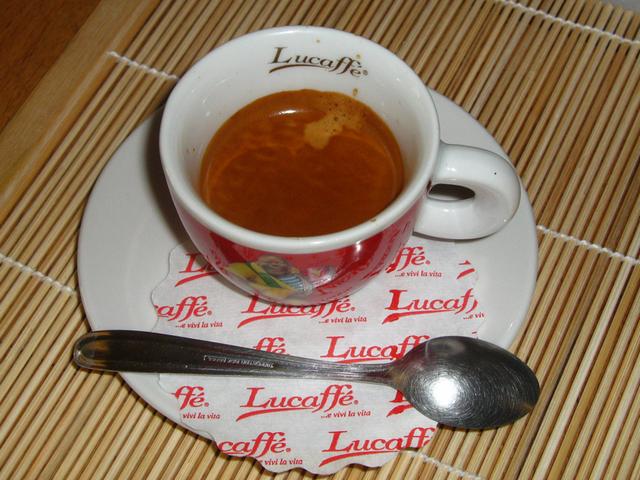 lucaffe piccolo & dolce kávéteszt eszpresszó