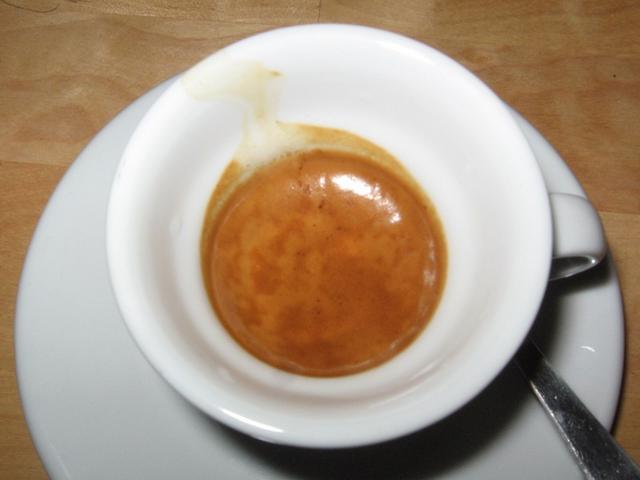 universal caffé gran bar szemes kávé teszt krém