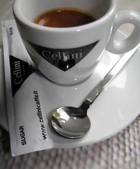 cellini gran aroma szemeskávé teszt csésze