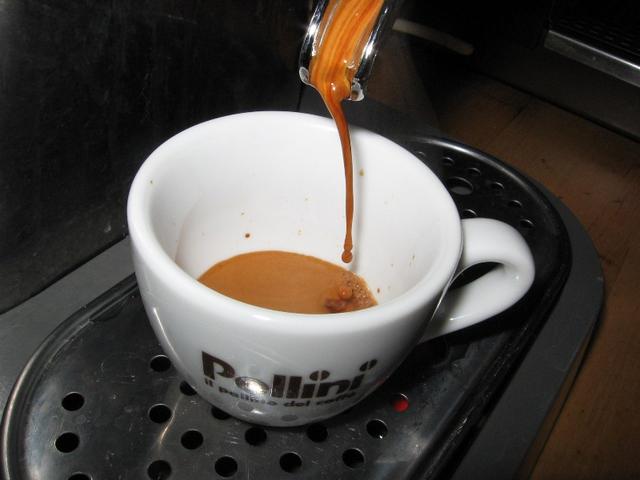pellini espresso casa szemeskávé teszt csésze
