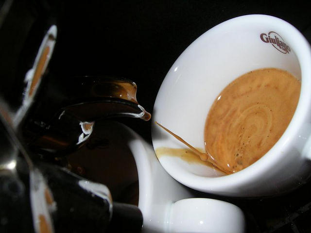 giuliano espresso italiano kávé csapolás