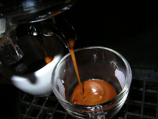 mokambo argentó kávé csaolás