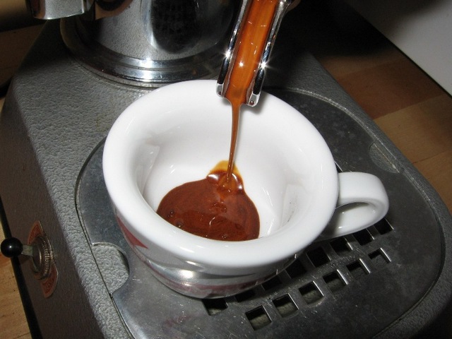 mokambo grande espresso pavoni csapolás