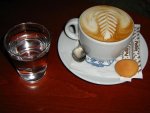 uránia kávéház kapucsínó