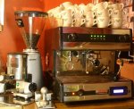kávészünet kávézó kávégép és kávédaráló