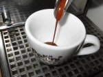pellini oro szemes kávé teszt kifolyás